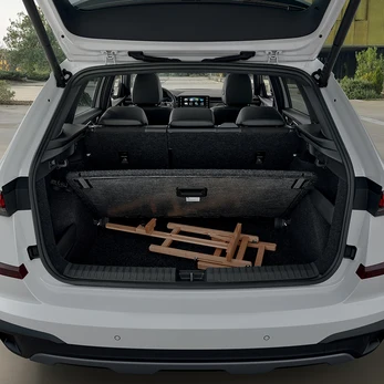Double plancher de coffre
